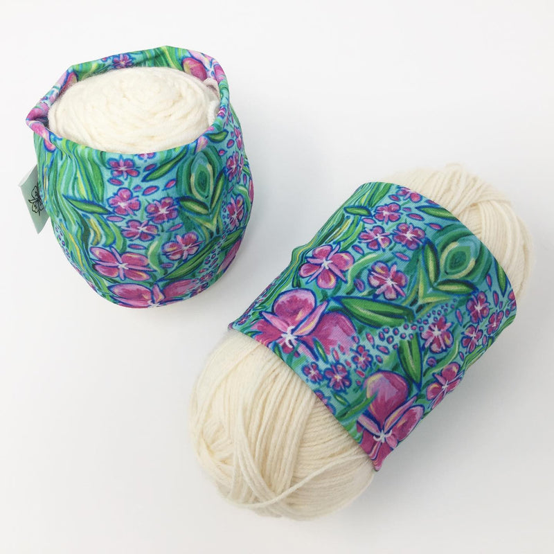 Alaskan Yarn Hugger for Knit or Crochet
