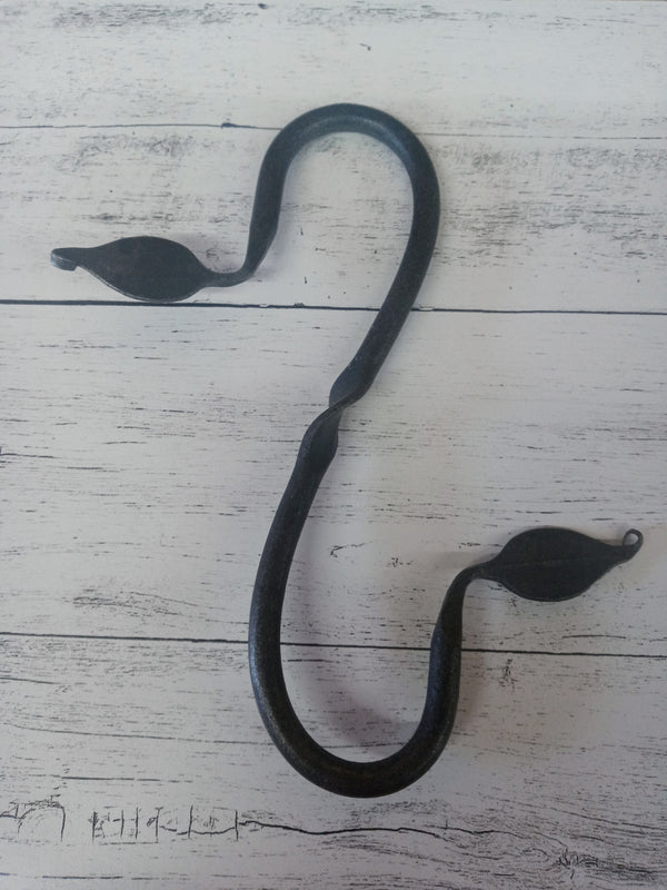 Hand-Forged Metal Leaf S Hook