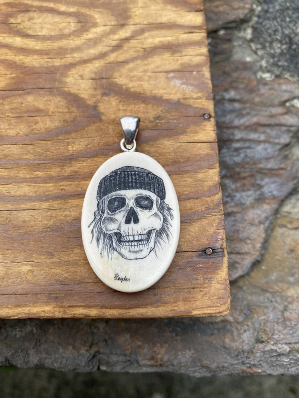 Scrimshaw Wild Skull Pendant